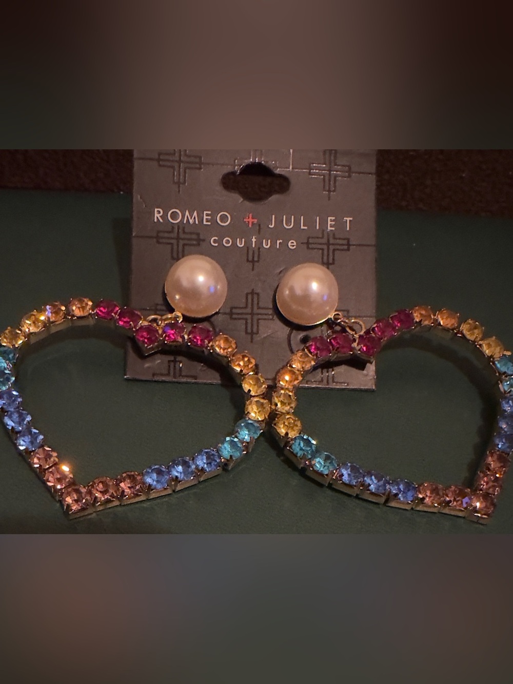 NWT Romeo & Juliet Couture Pearl Stud Heart Earrings with Multicolor Crystals.